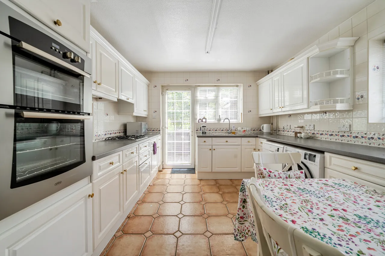 Huntsmead, Alton, GU34, photo 6