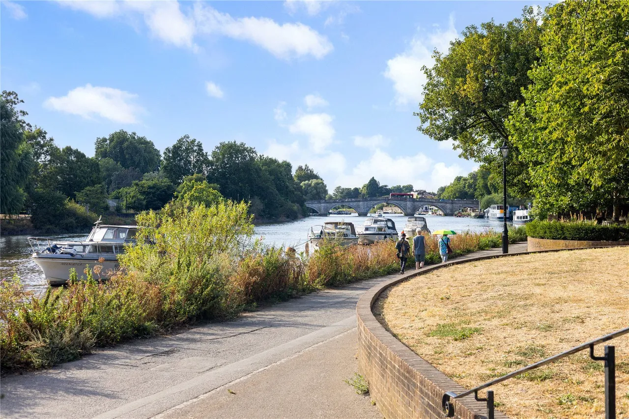 Petersham Road, Richmond, TW10, photo 11
