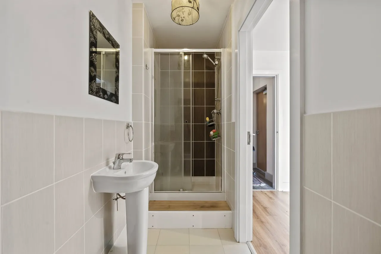 Langdon Road, Swansea, SA1, photo 7