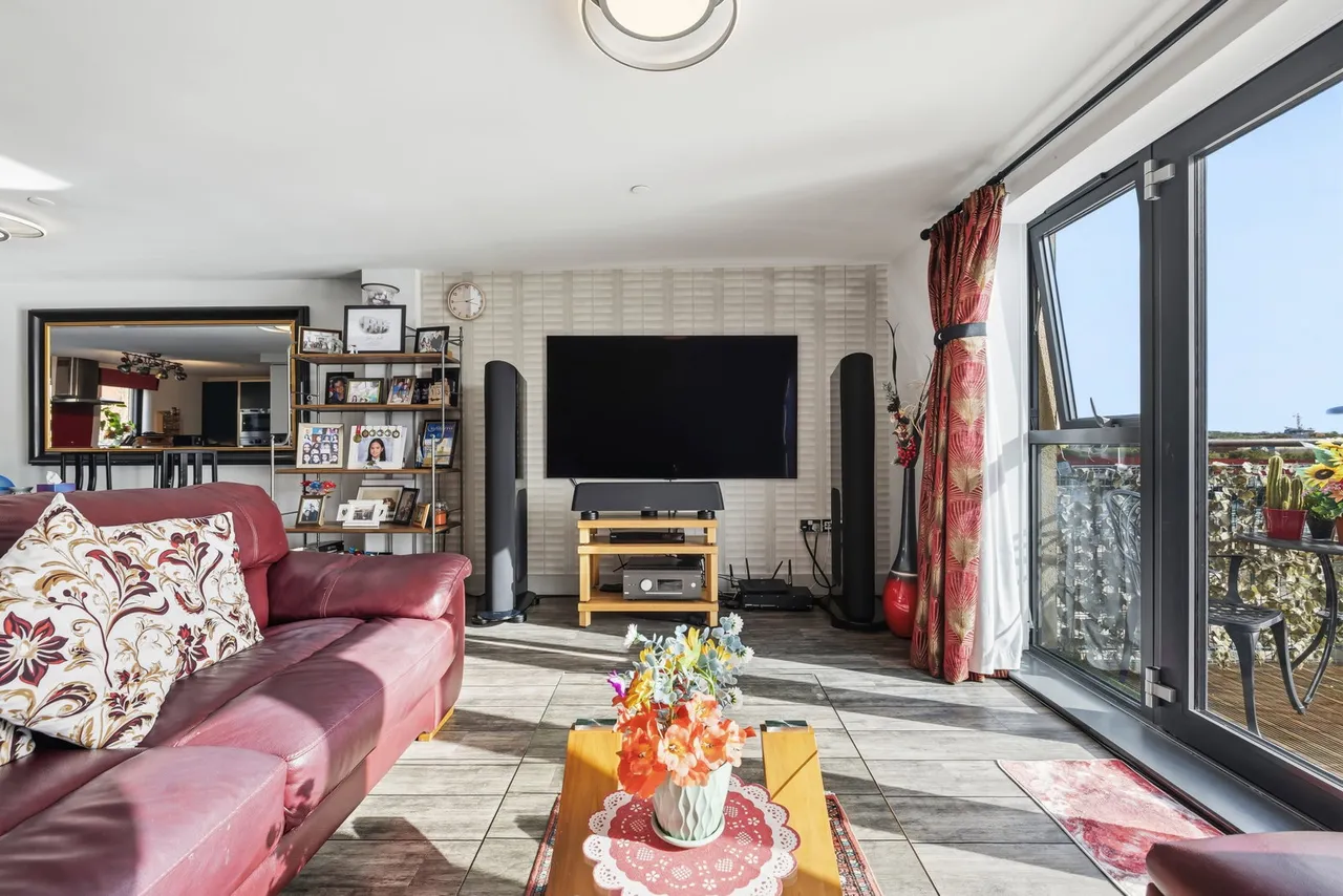Langdon Road, Swansea, SA1, photo 12