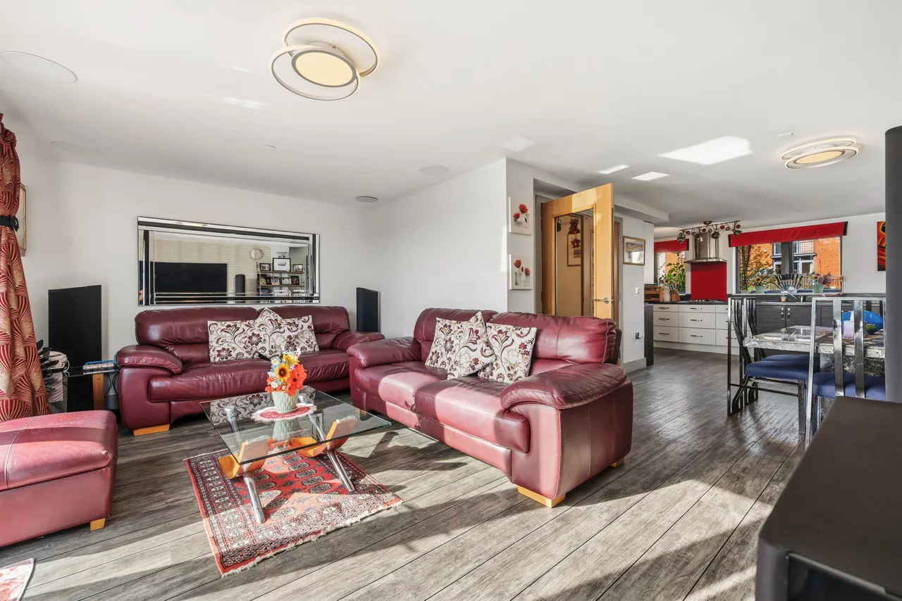 Langdon Road, Swansea, SA1, photo 13