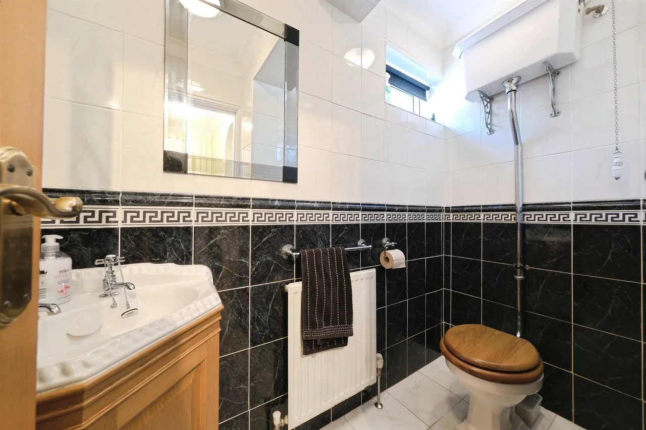 High Street, Clay Cross, S45, photo 9