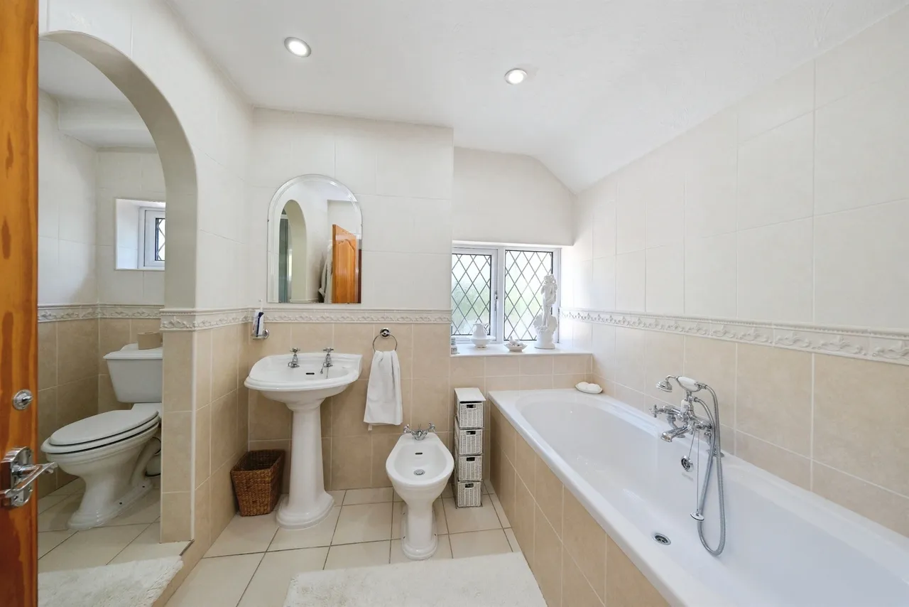 High Street, Clay Cross, S45, photo 25