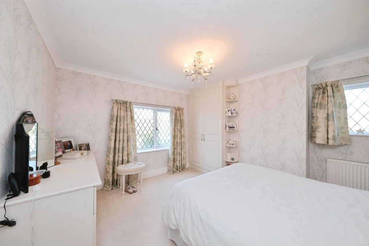 High Street, Clay Cross, S45, photo 21