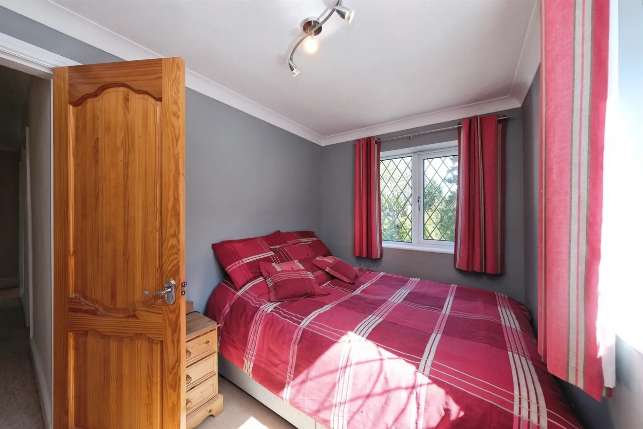 High Street, Clay Cross, S45, photo 22