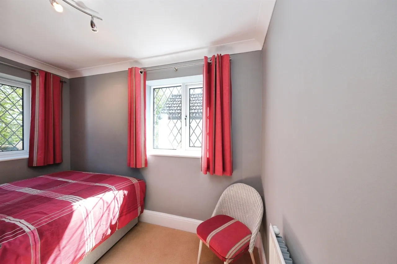 High Street, Clay Cross, S45, photo 23