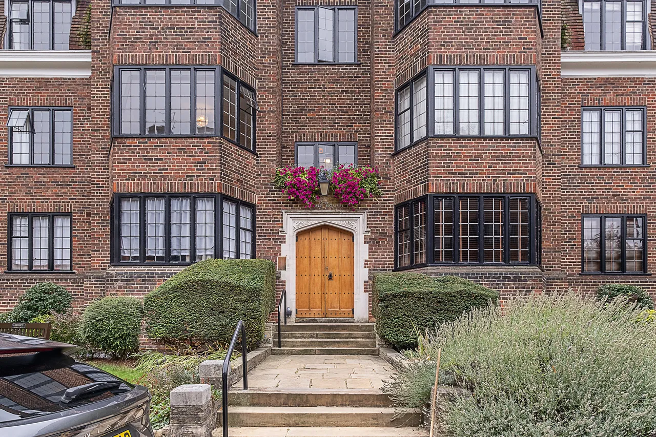 Manor Fields, London, SW15, photo 13