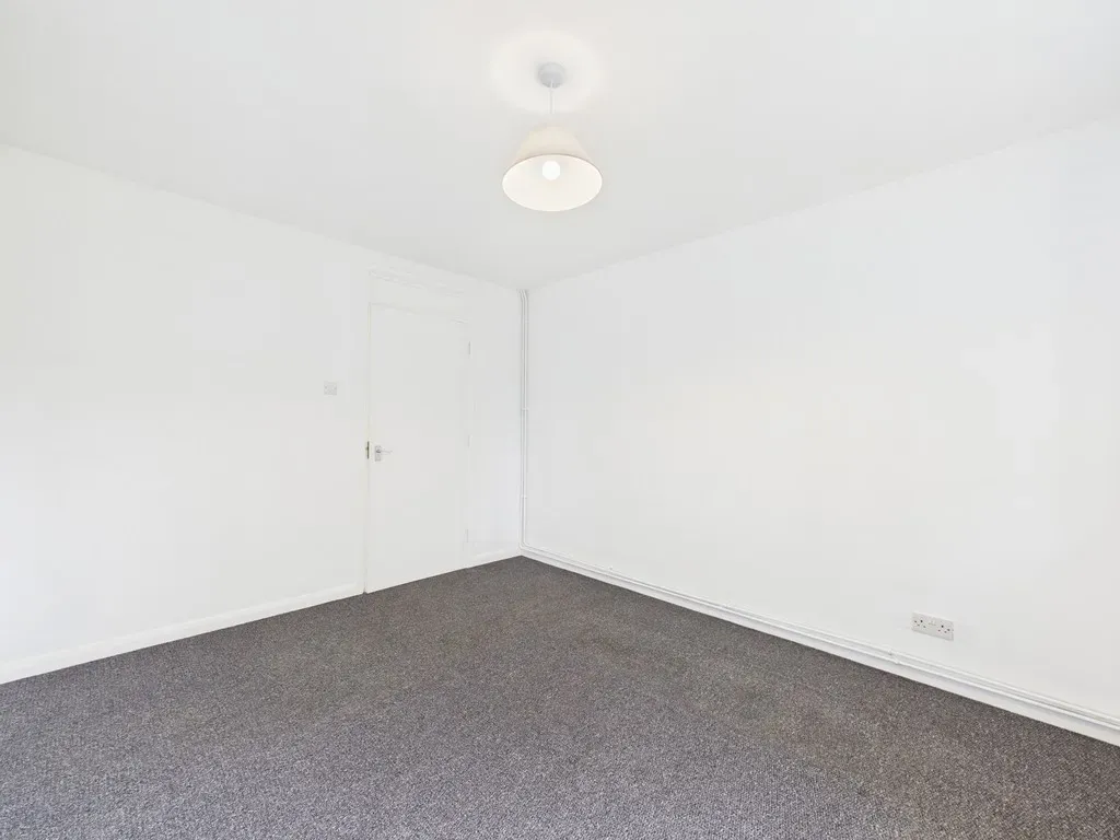 Laurel Walk, Horsham, photo 7