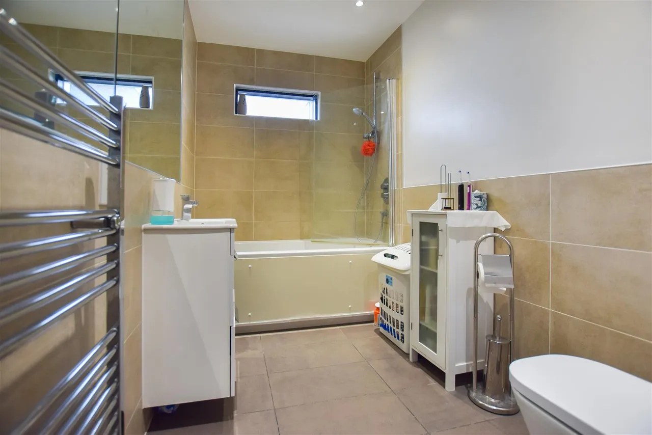 Williams Way, Wembley, HA0, photo 8