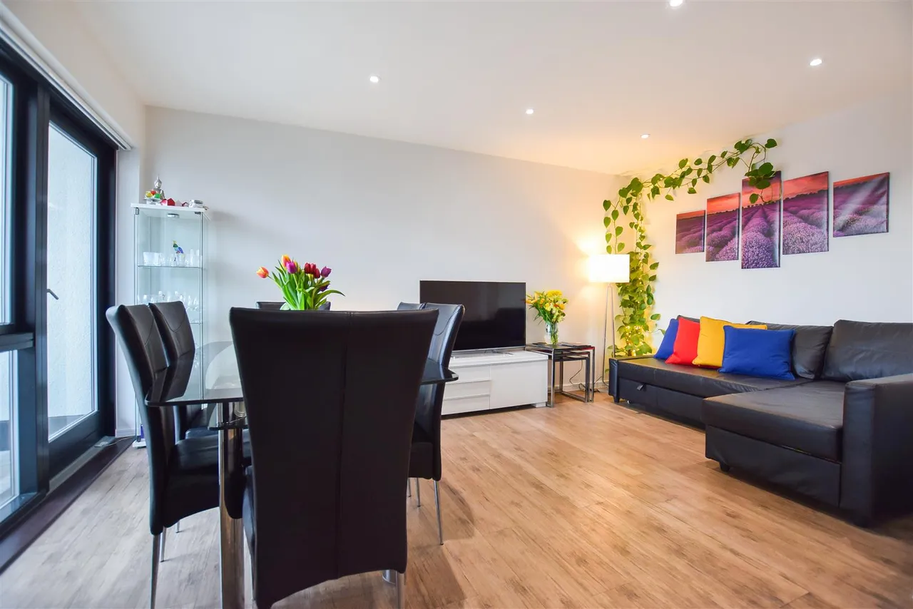 Williams Way, Wembley, HA0, photo 4