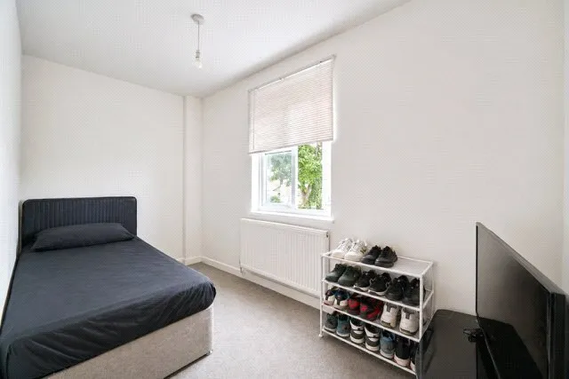 Florence Road, London, E13, photo 4
