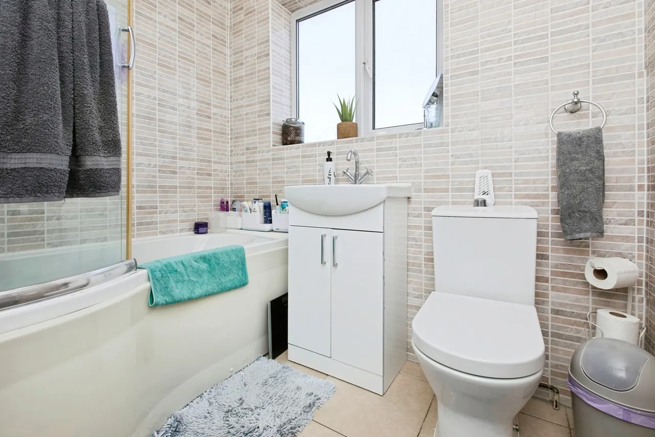 Portland Road, Toton, NG9, photo 13
