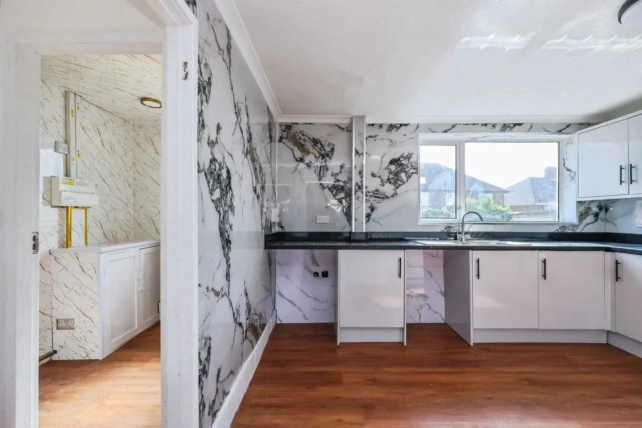 Havenwood Rise, Clifton, NG11, photo 9