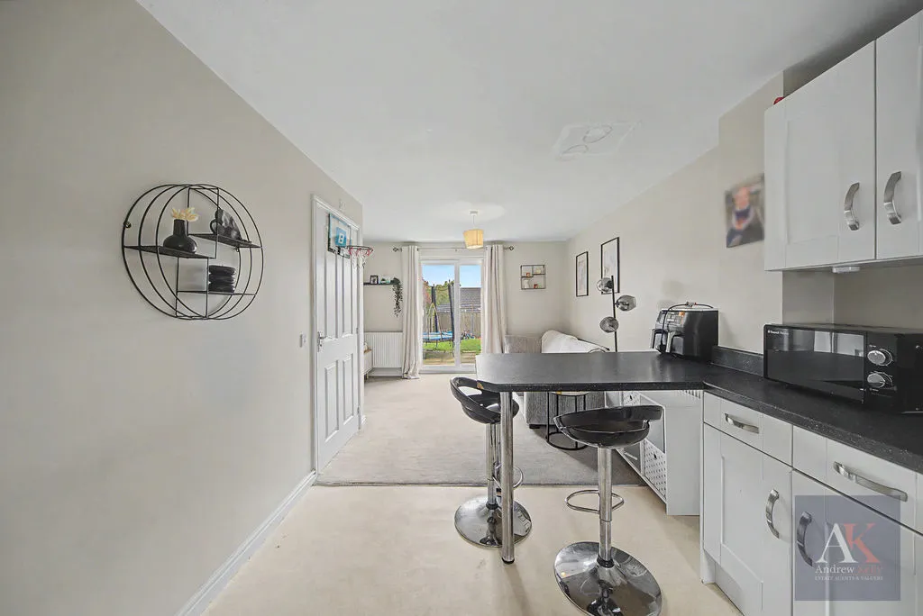 Wayfarers Way, Rochdale OL12 9EQ, photo 5