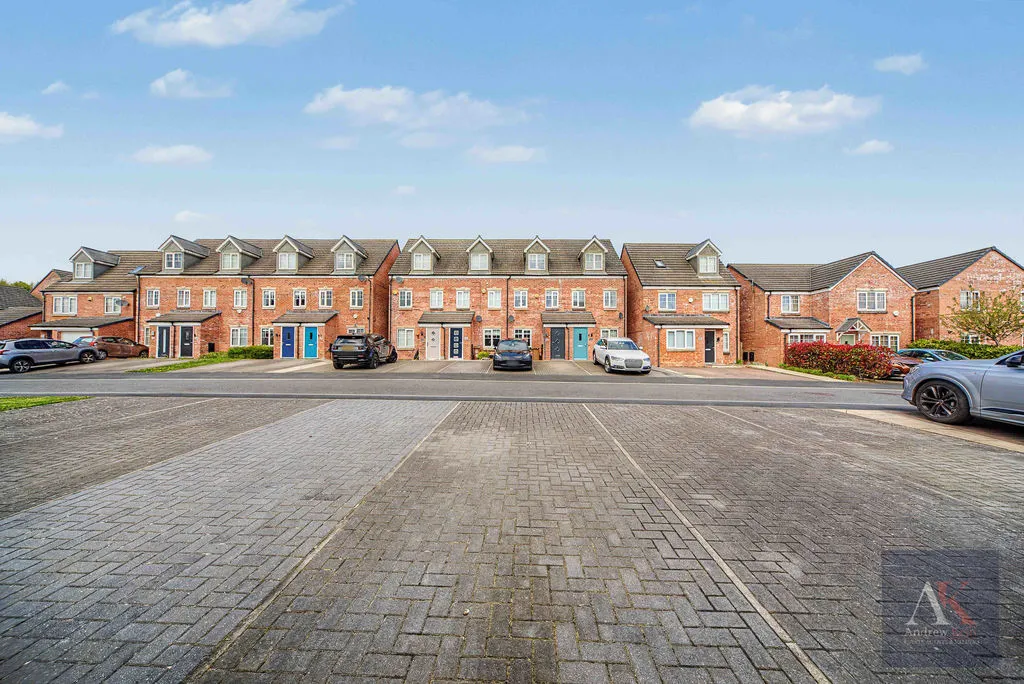 Wayfarers Way, Rochdale OL12 9EQ, photo 15