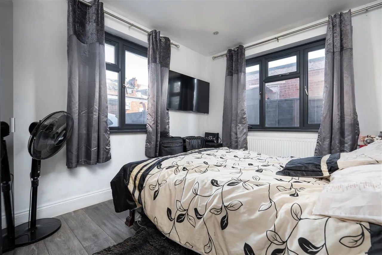 Ferrers Avenue, West Drayton, UB7, photo 8