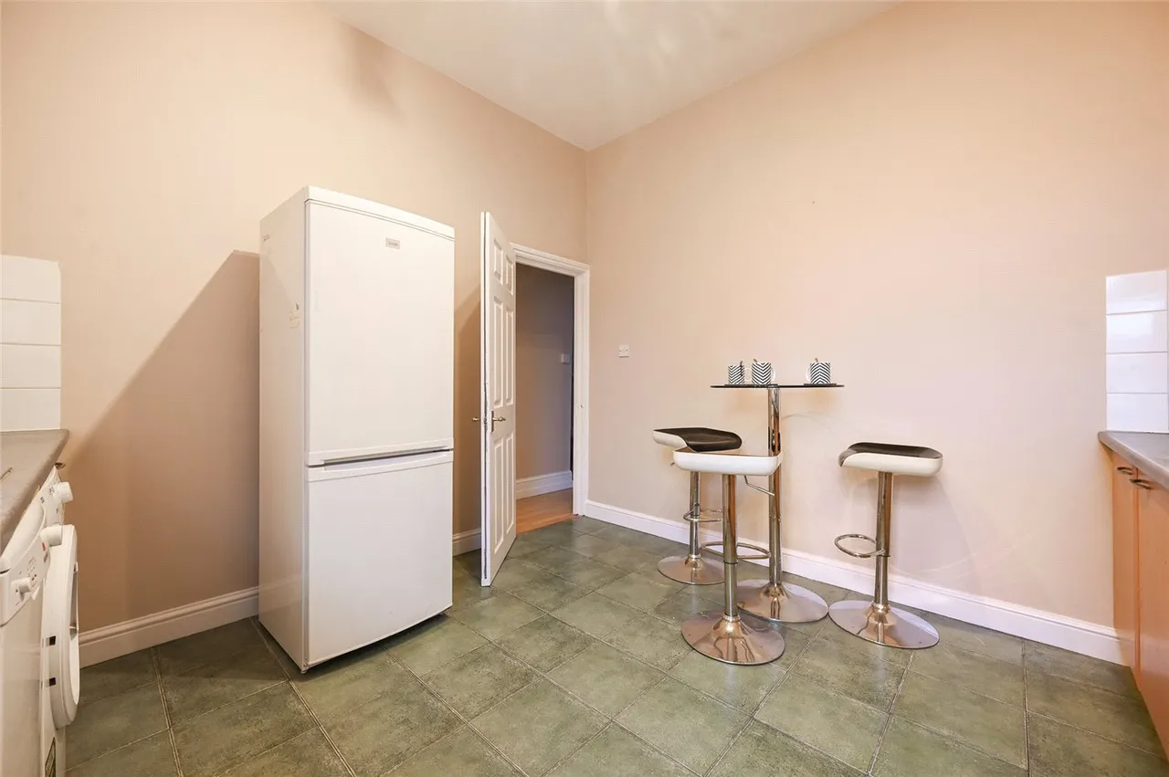 2 bed flat to rent — Gonville Road, Thornton Heath, CR7