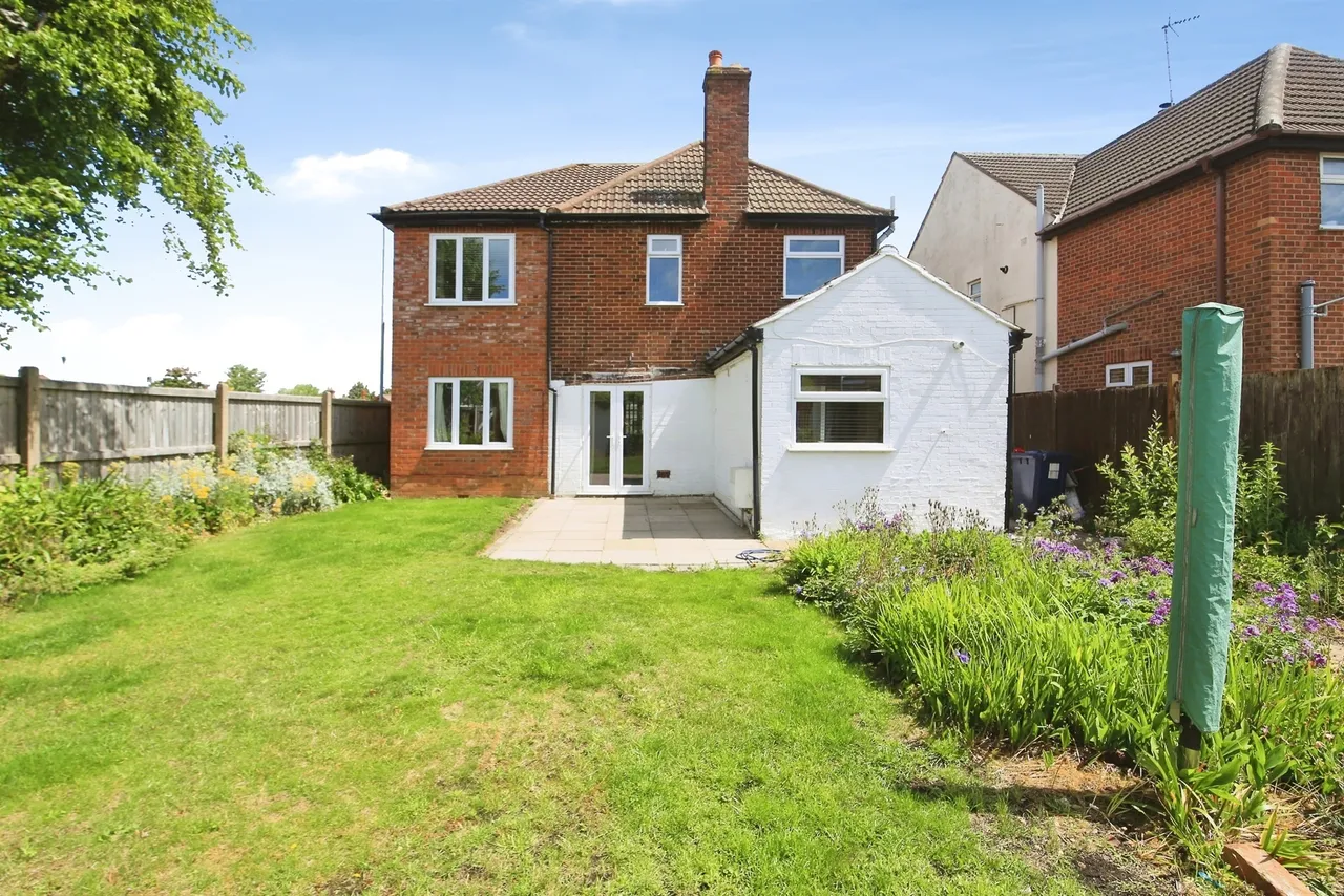 Peterborough Road, Farcet, PE7, photo 17