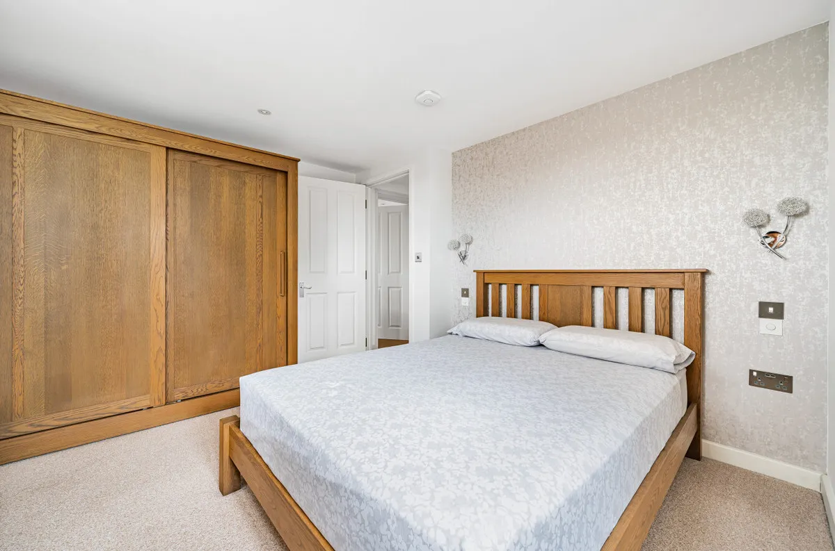 Pulborough, RH20, photo 8