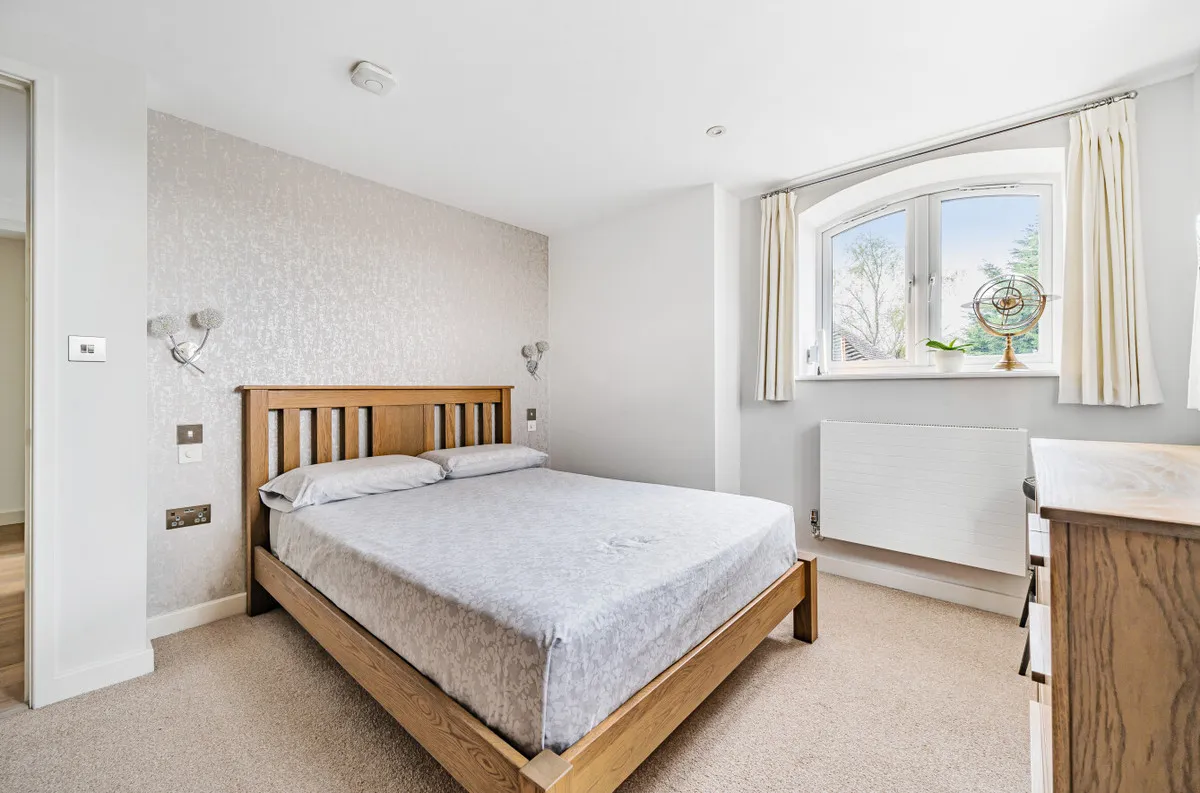 Pulborough, RH20, photo 4