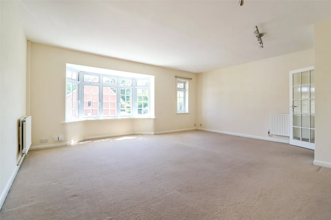 Heathfield Court, Fleet, Hampshire, GU51 5DX, photo 3