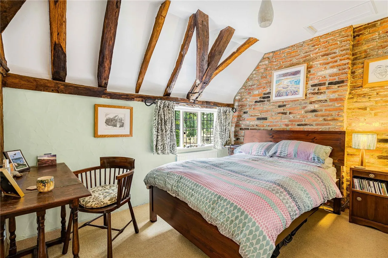 Oxford Road, Woodcote, RG8, photo 11
