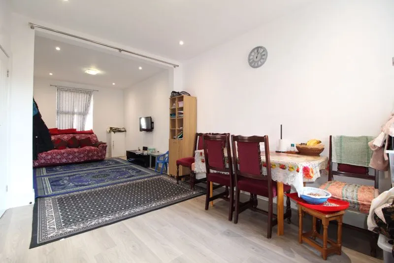 Hampton Road, Luton LU4 8AP, photo 7