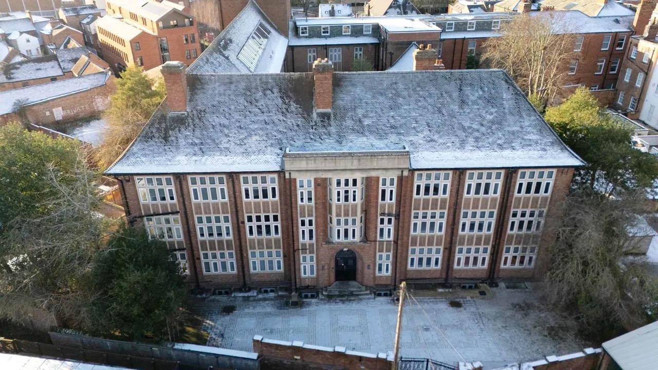 St. Marys Gate, Derby, DE1, photo 3