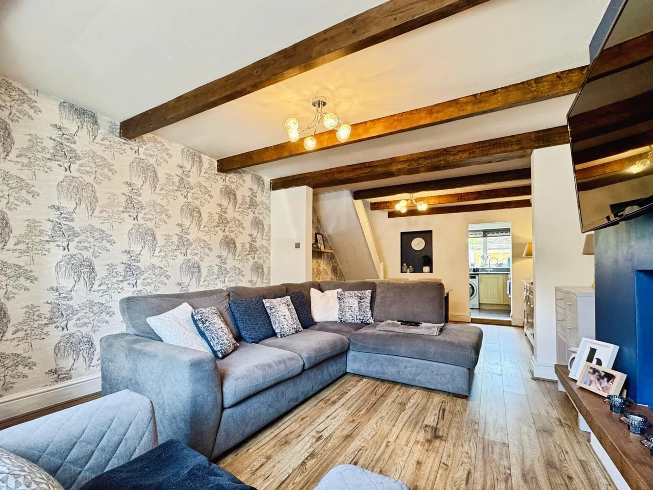 Hough Lane, Bromley Cross, Bolton, BL7, photo 3