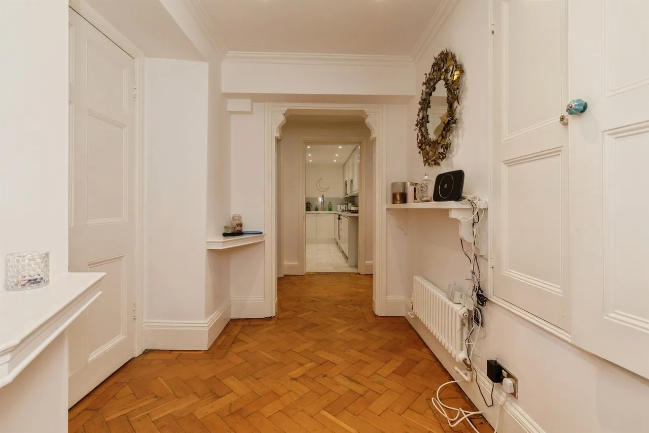 Sion Hill, BA1, photo 19
