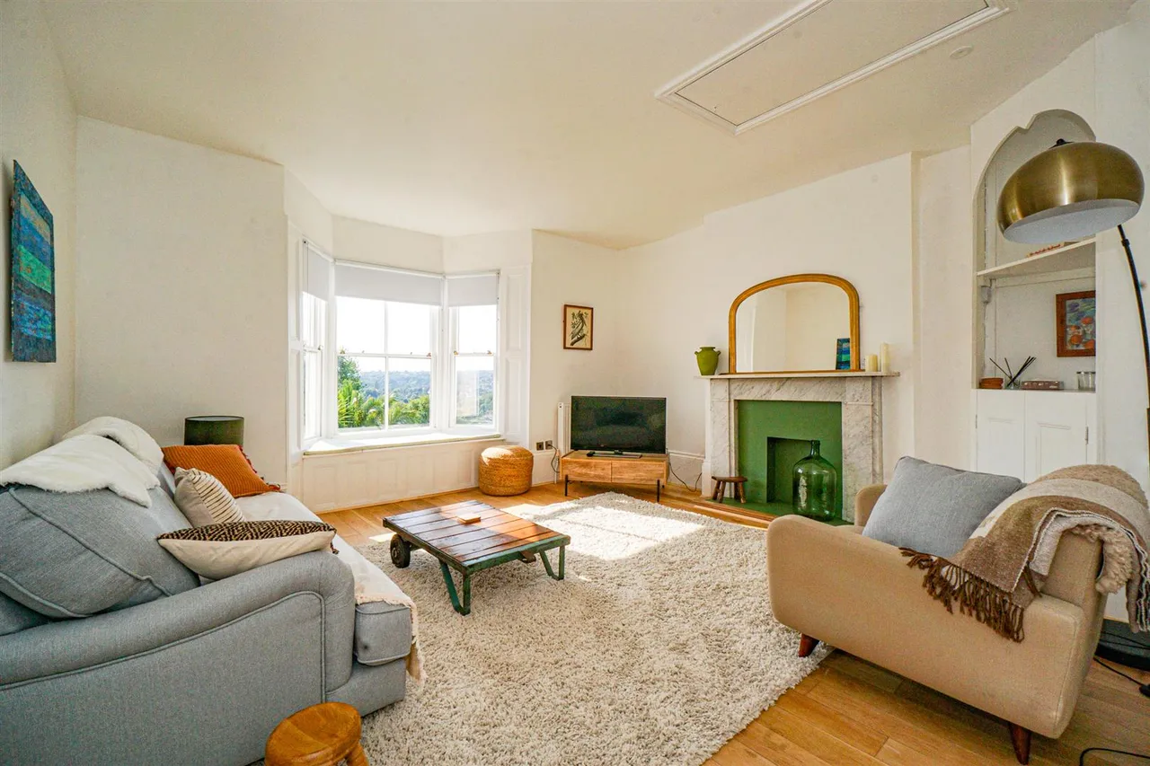 2 bed house for sale, St. Marys Terrace, Hastings