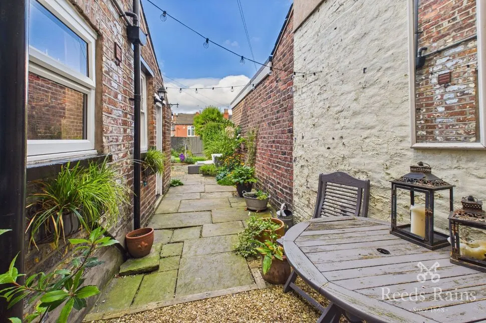 Chester Road, Macclesfield, SK11, photo 24