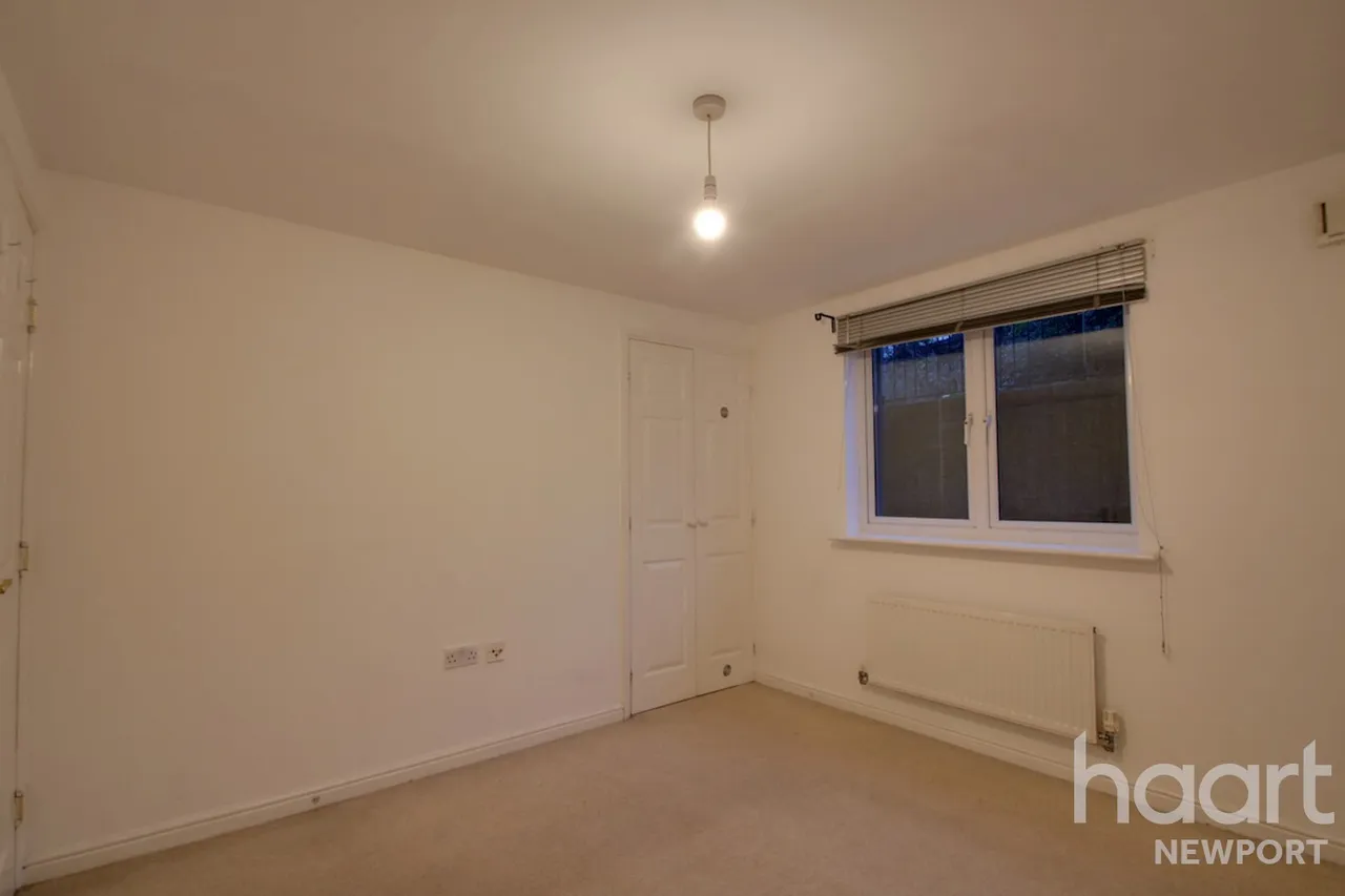 Golden Mile View, Newport, NP20, photo 9