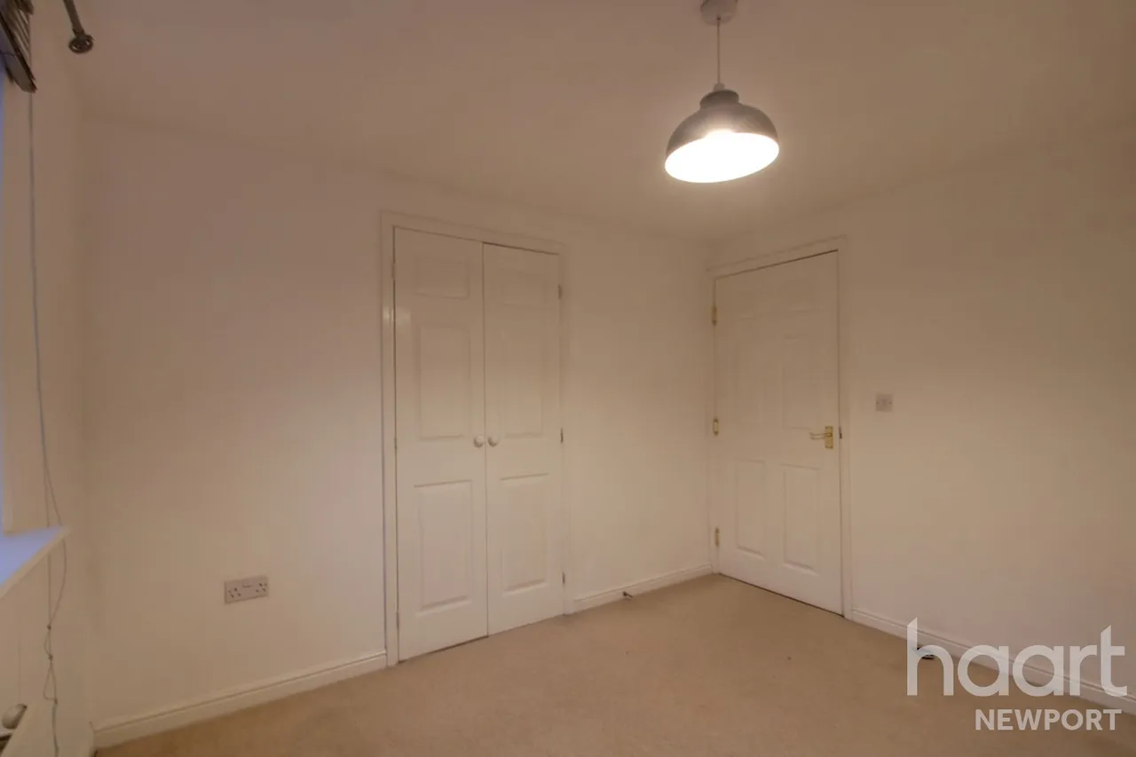 Golden Mile View, Newport, NP20, photo 12