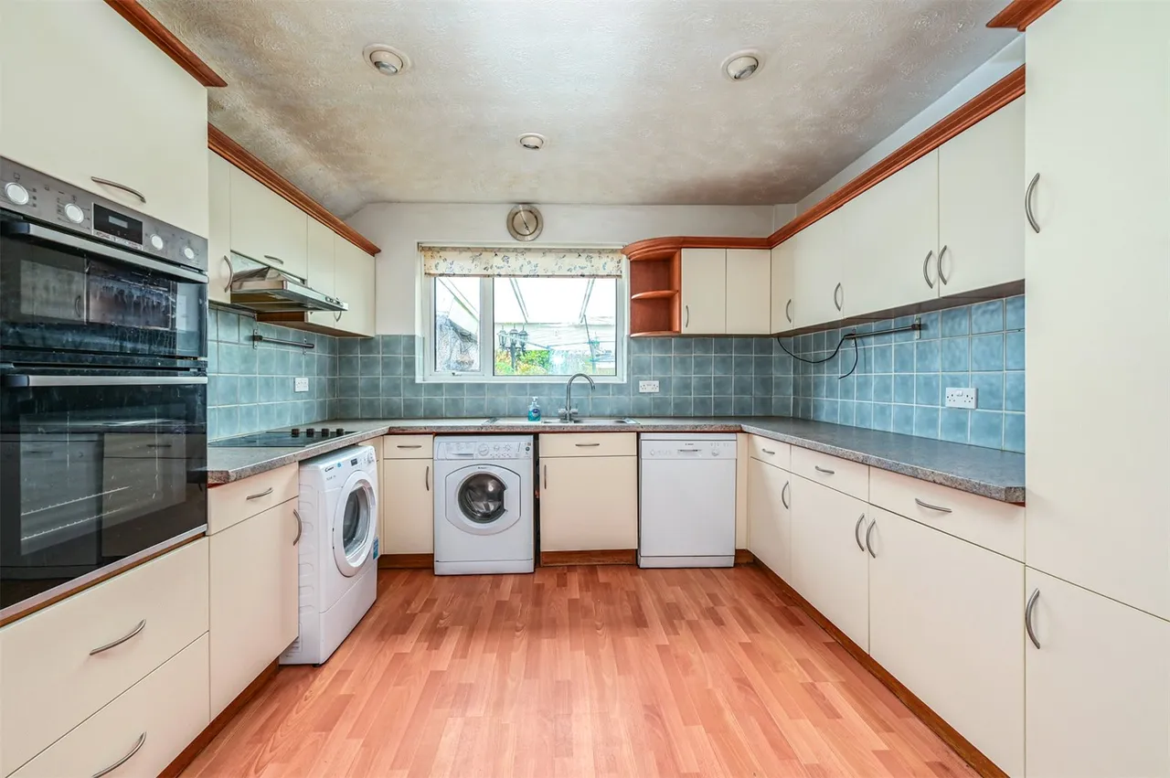 Jubilee Road, Mytchett, GU16, photo 2