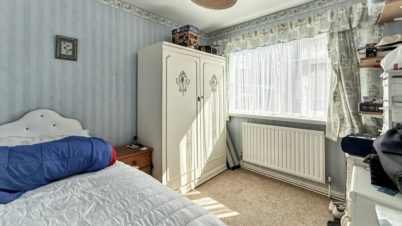 Highbury Park, Warminster, photo 11