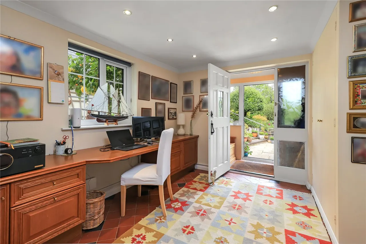 Mount Pleasant, Porton, Salisbury, Wiltshire, SP4 0NA, photo 7