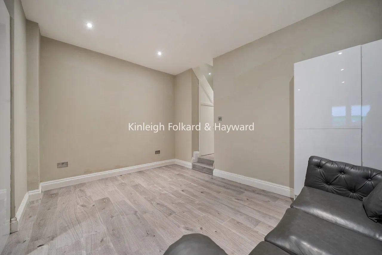 Gipsy Road, London, SE27, photo 8