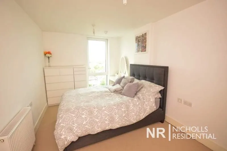 Station Approach, Epsom, KT19, photo 8