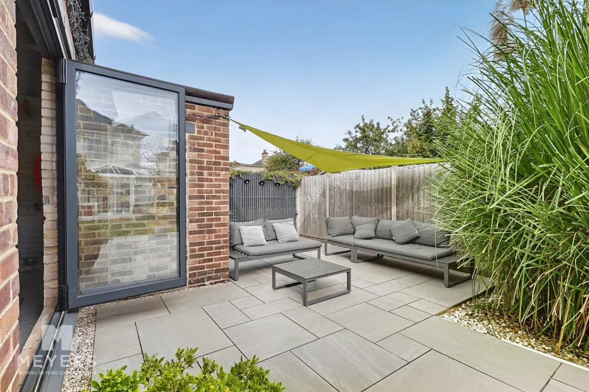 Southwick Road, Bournemouth, BH6, photo 11