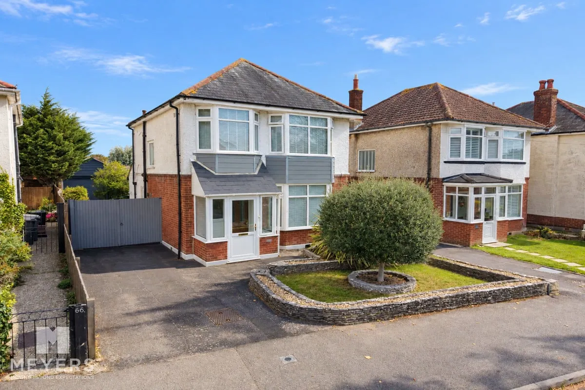 3 bed house for sale, Southwick Road, Bournemouth, BH6