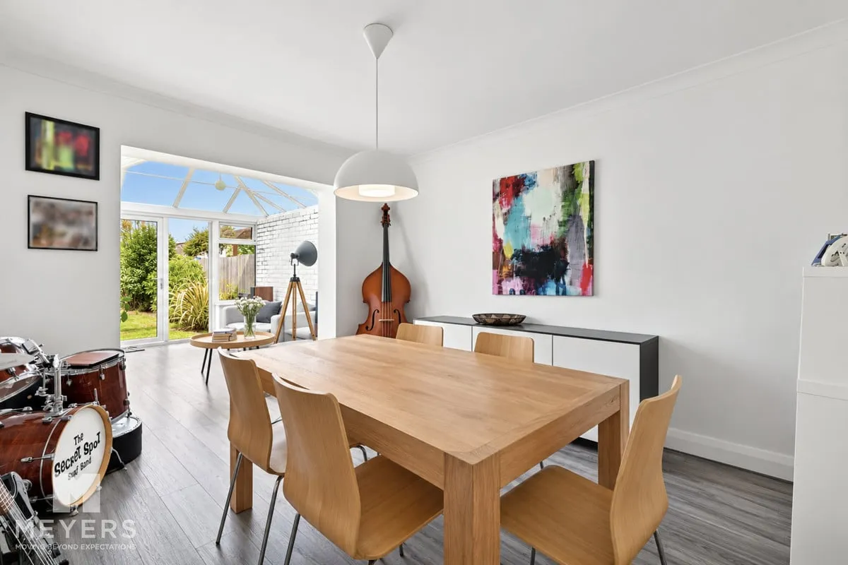 Southwick Road, Bournemouth, BH6, photo 5
