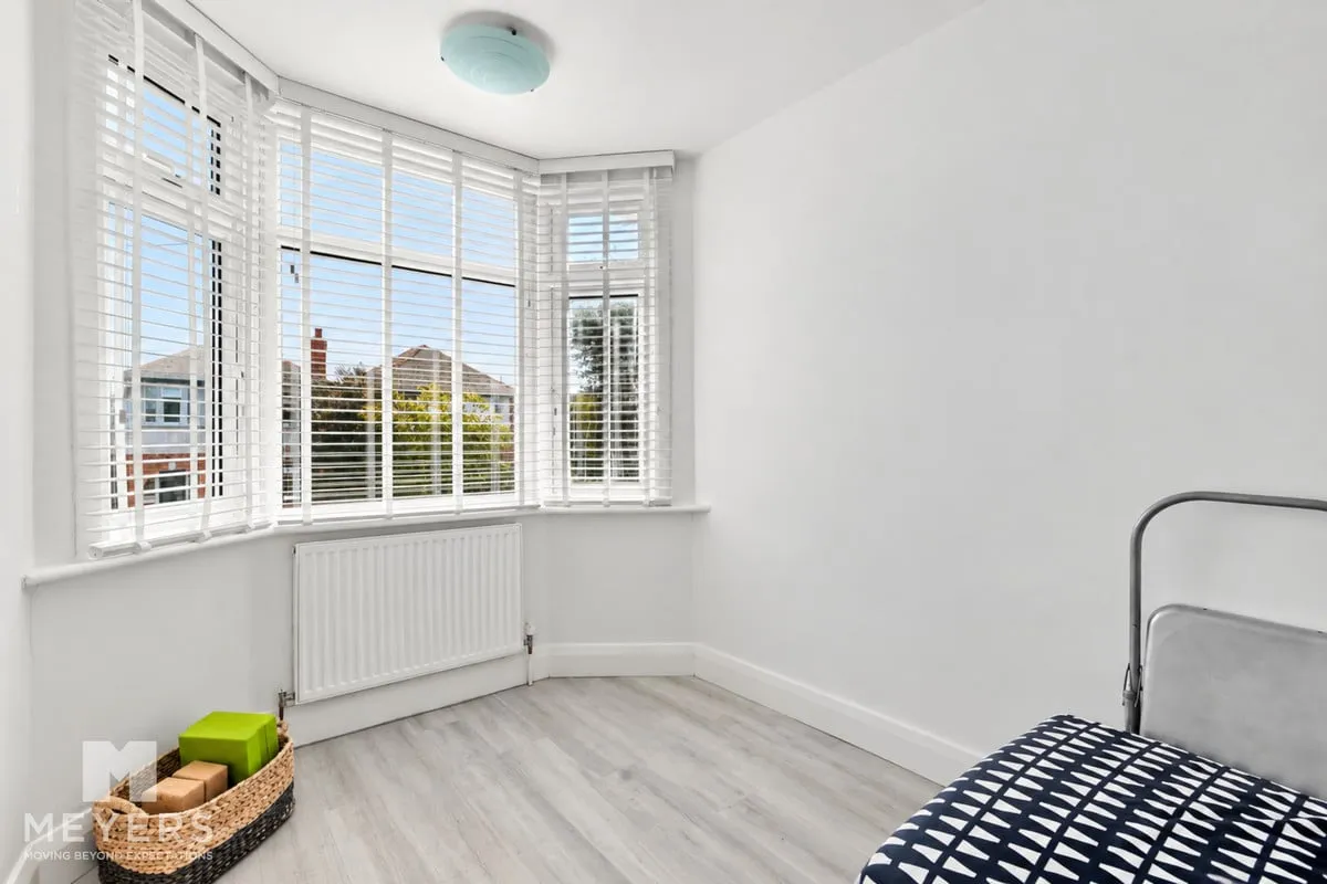 Southwick Road, Bournemouth, BH6, photo 23