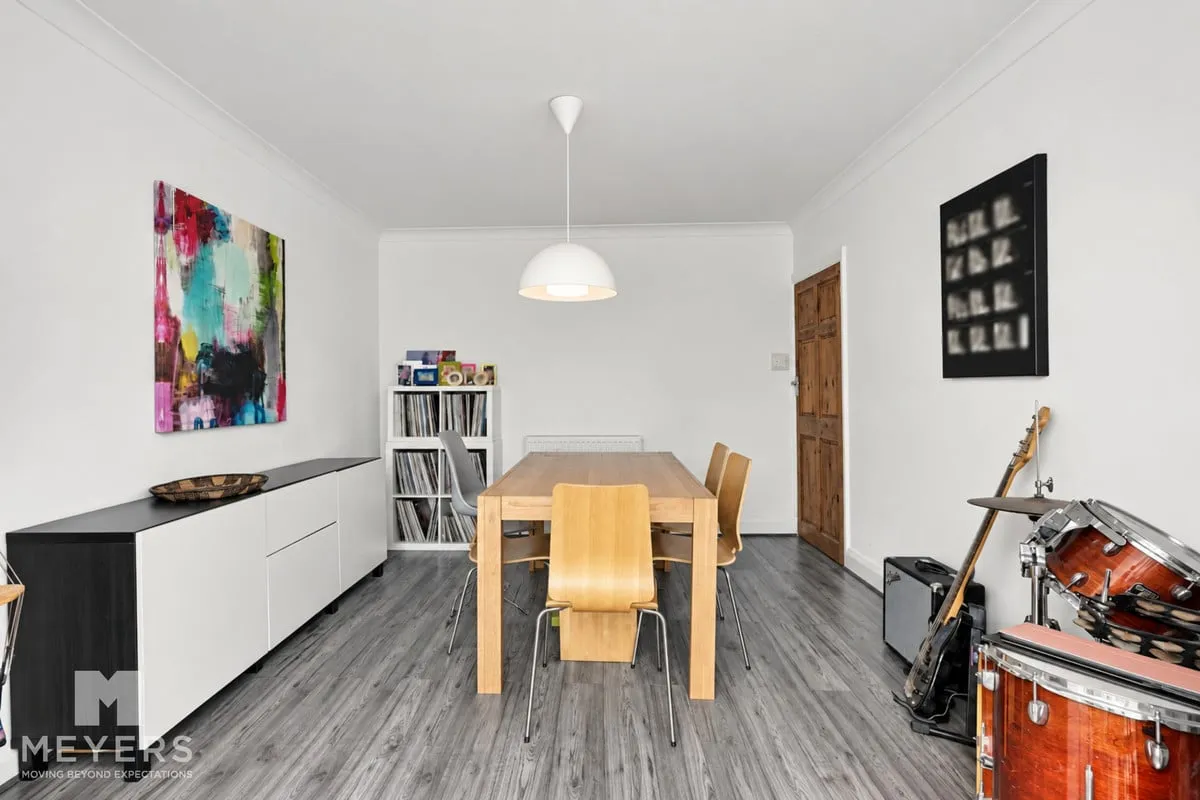 Southwick Road, Bournemouth, BH6, photo 13
