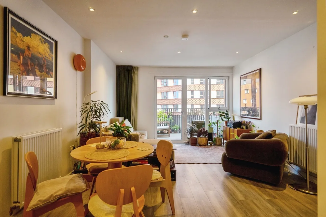 Wren House, Frank Searle Passage, Walthamstow, E17, photo 9