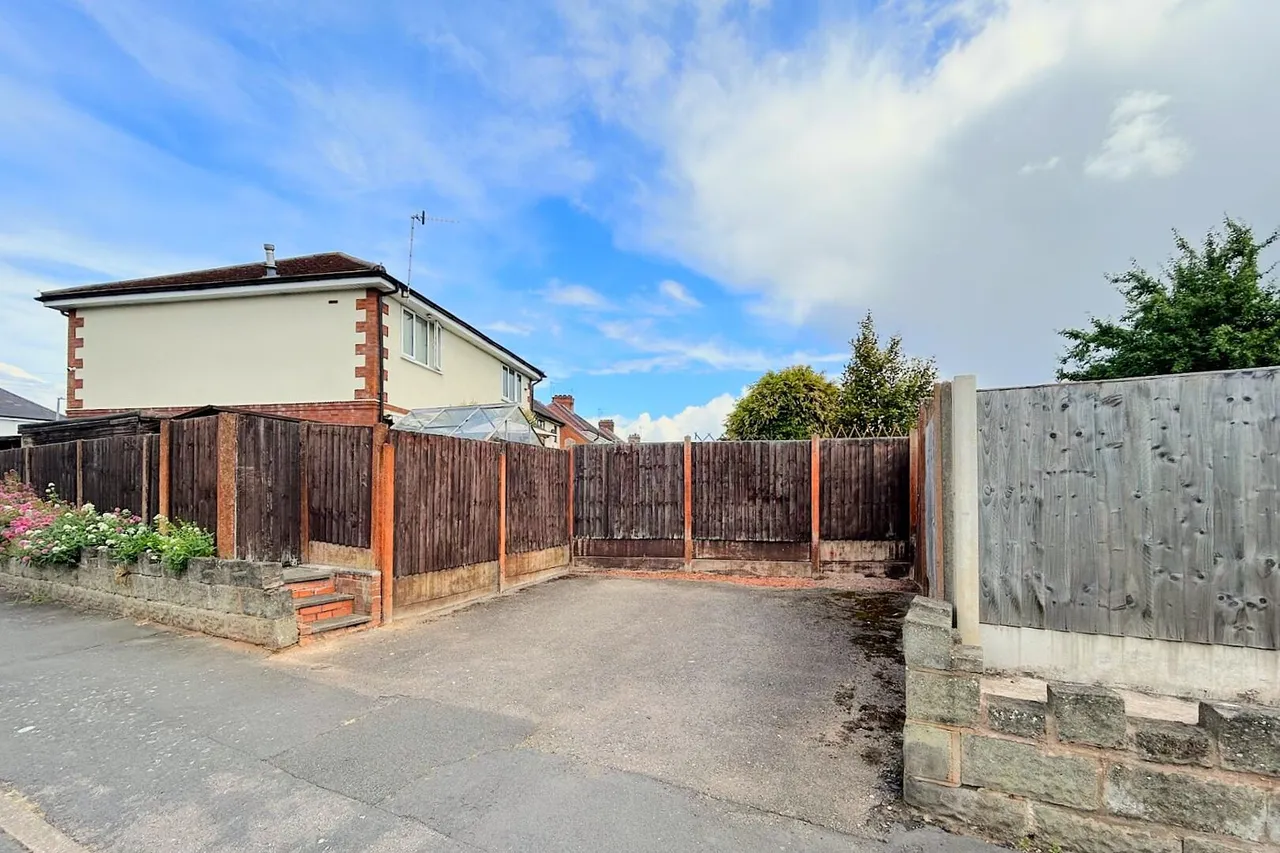 Church Road, Wordsley, Stourbridge, photo 26