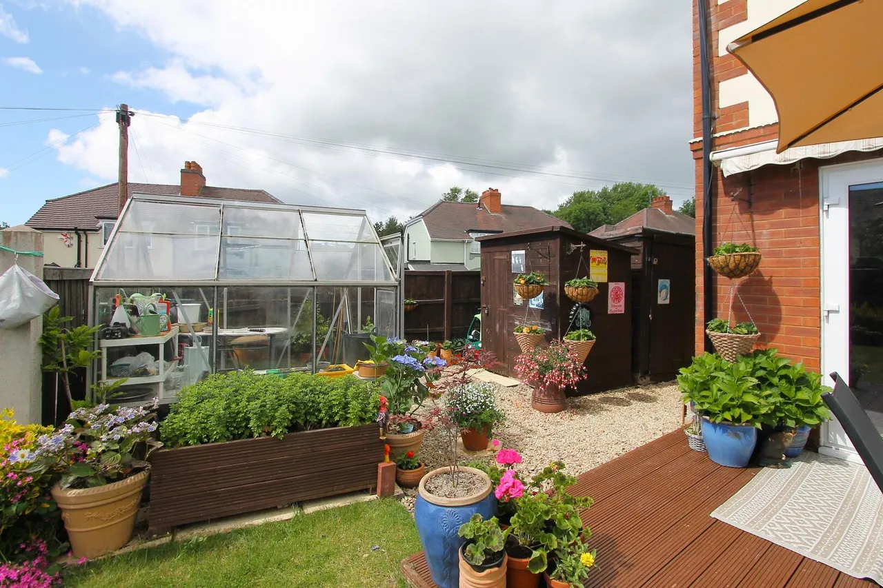 Church Road, Wordsley, Stourbridge, photo 25