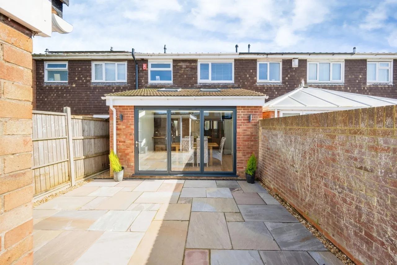 Salcombe Close, Bedford, Bedfordshire, MK40, photo 8