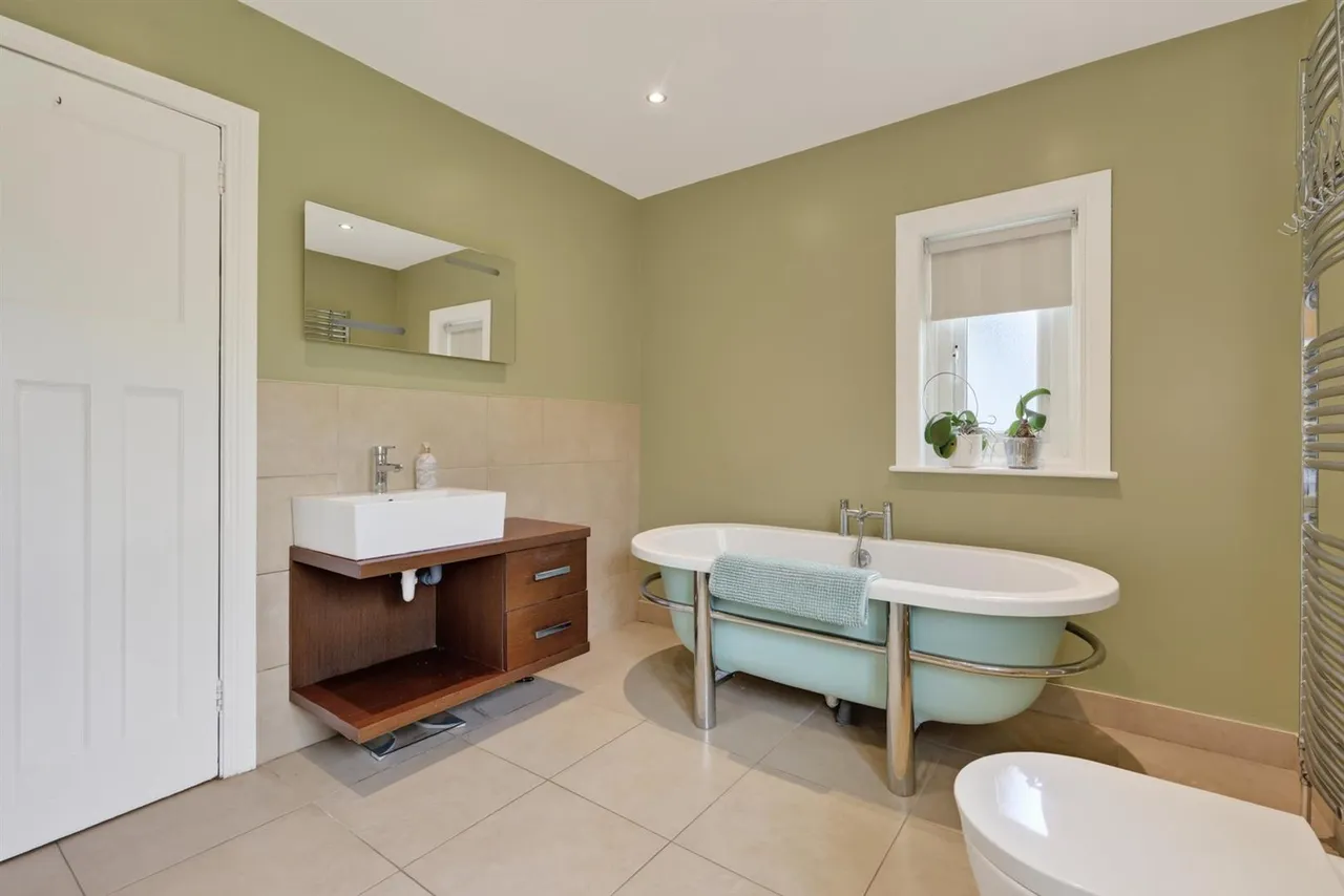 Shrewsbury Drive, Belfast, BT9, photo 30