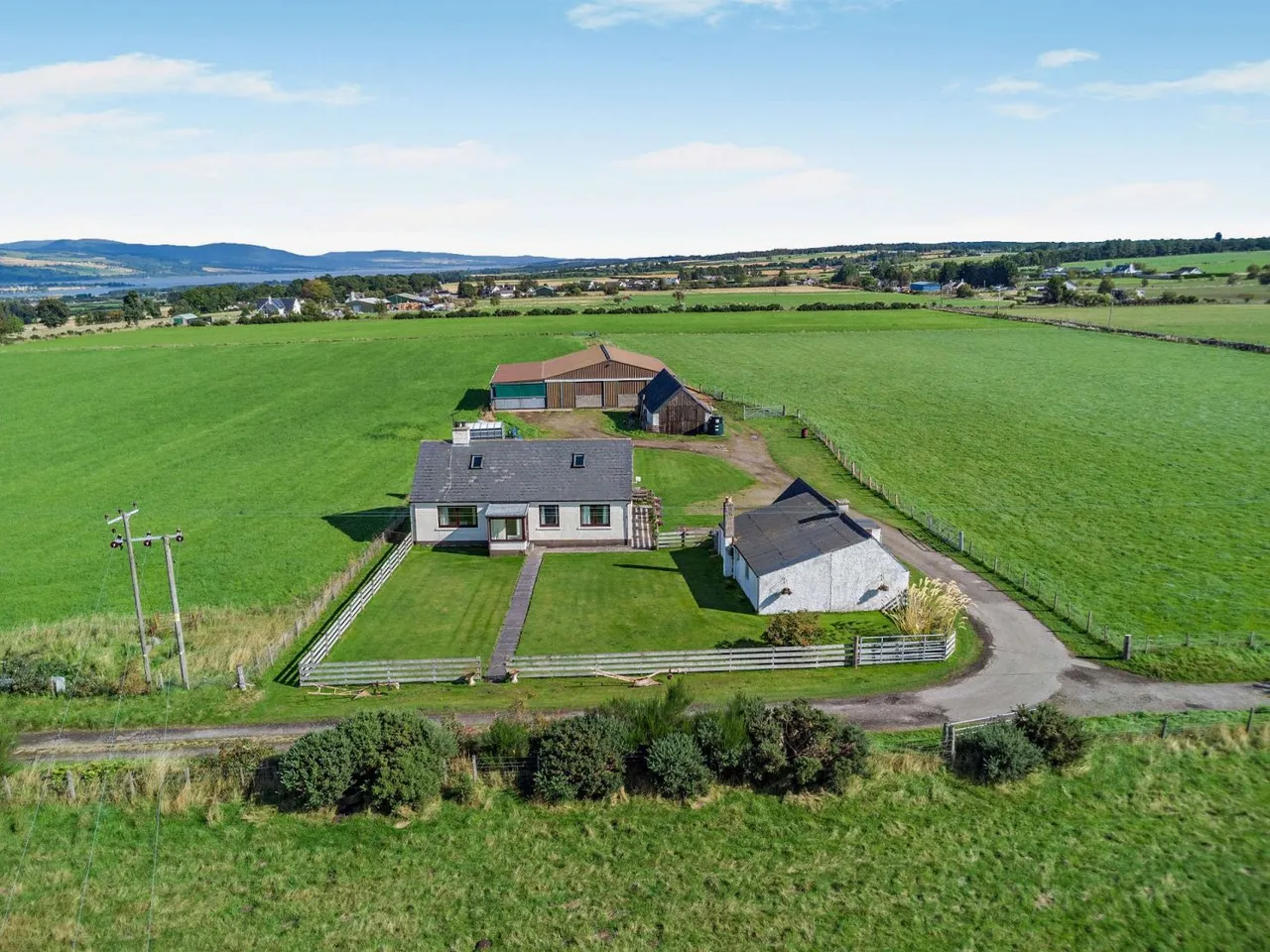 The Whole - 1, 2 & 3 Newmore, Muir Of Ord, Ross-Shire, IV6 7RG, photo 3